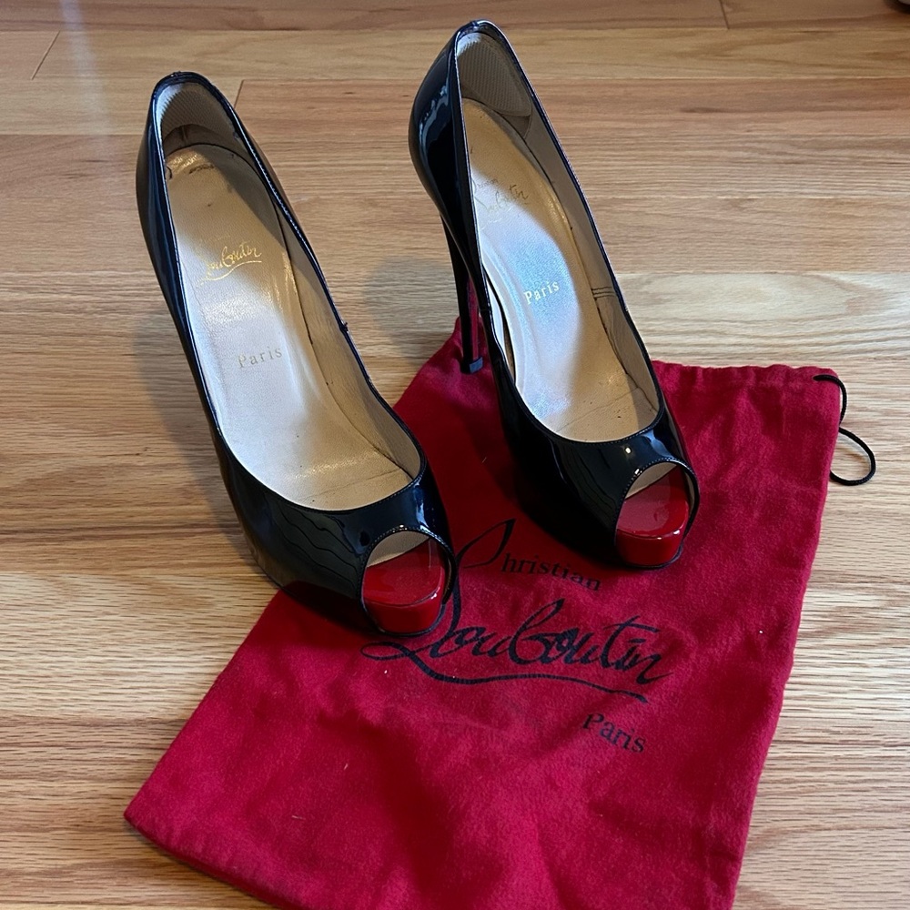 Authentic Christian Louboutin Patent Leather Pumps